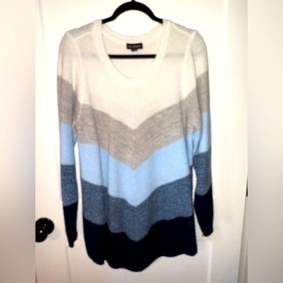 I N STUDIO BRAND WOMENS PLUS SIZE SWEATER - Picture 1 of 4